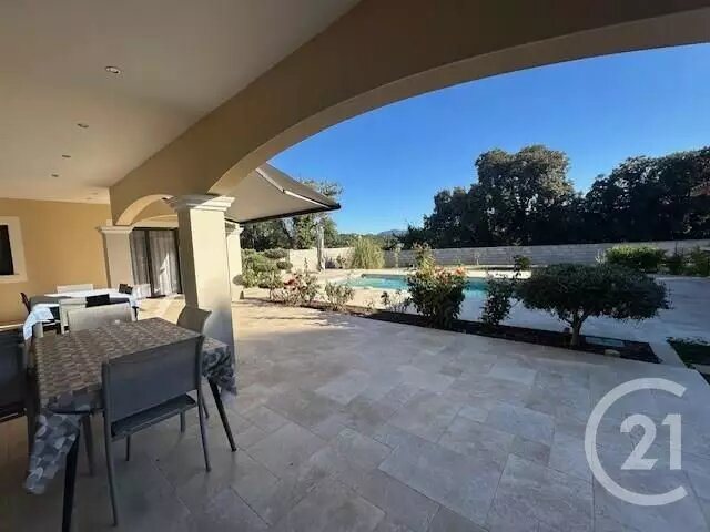 Maison à vendre, 212m², Brignoles