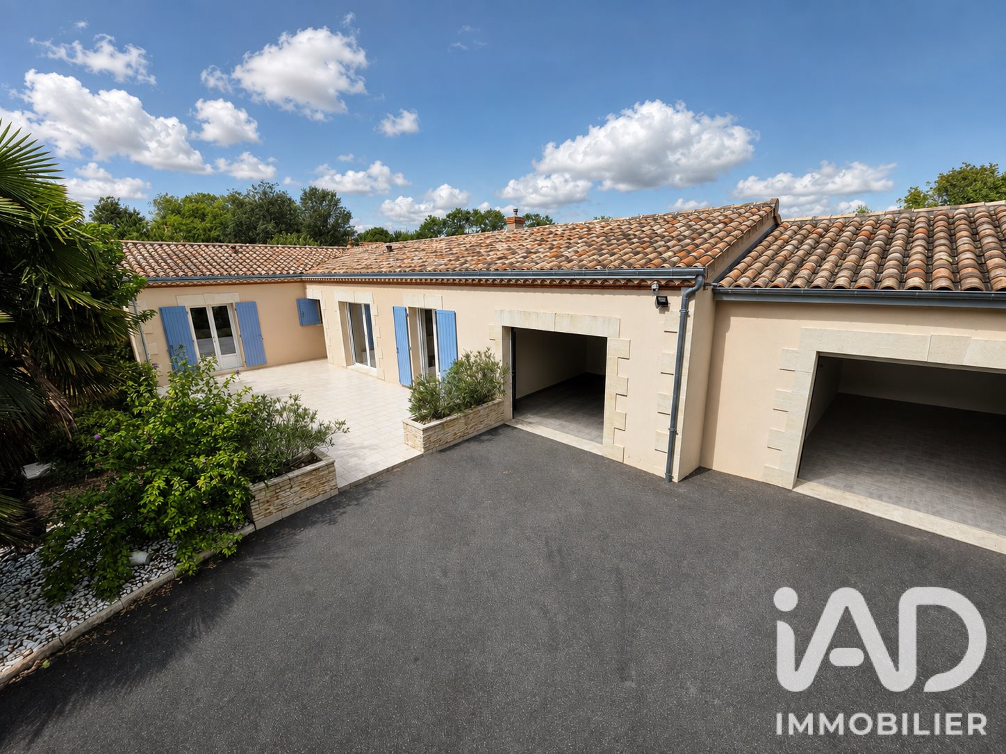 Maison à vendre, 138m², Antezant-la-Chapelle