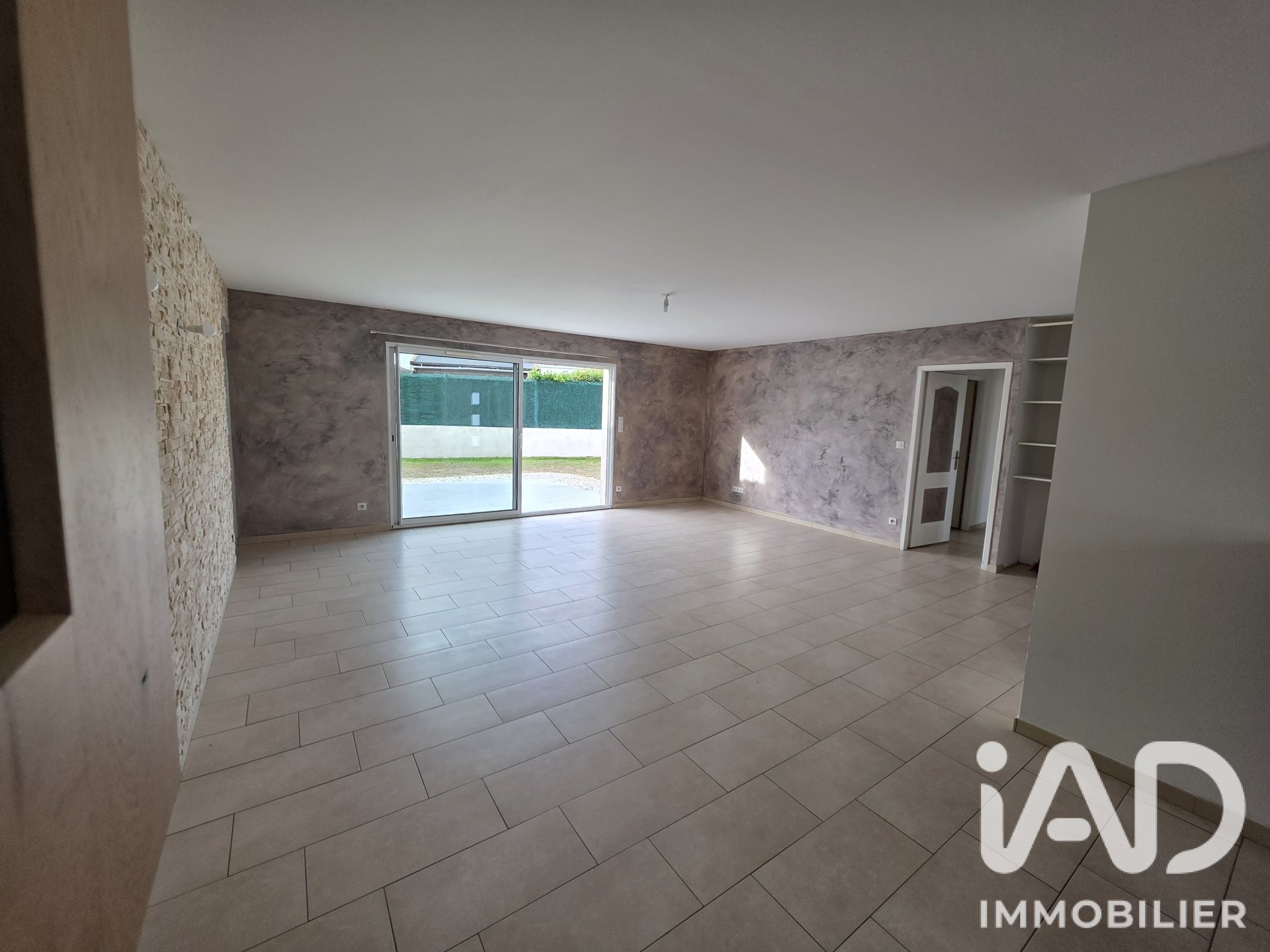 Maison à louer, 120m², Saint-Ouen-d'Aunis