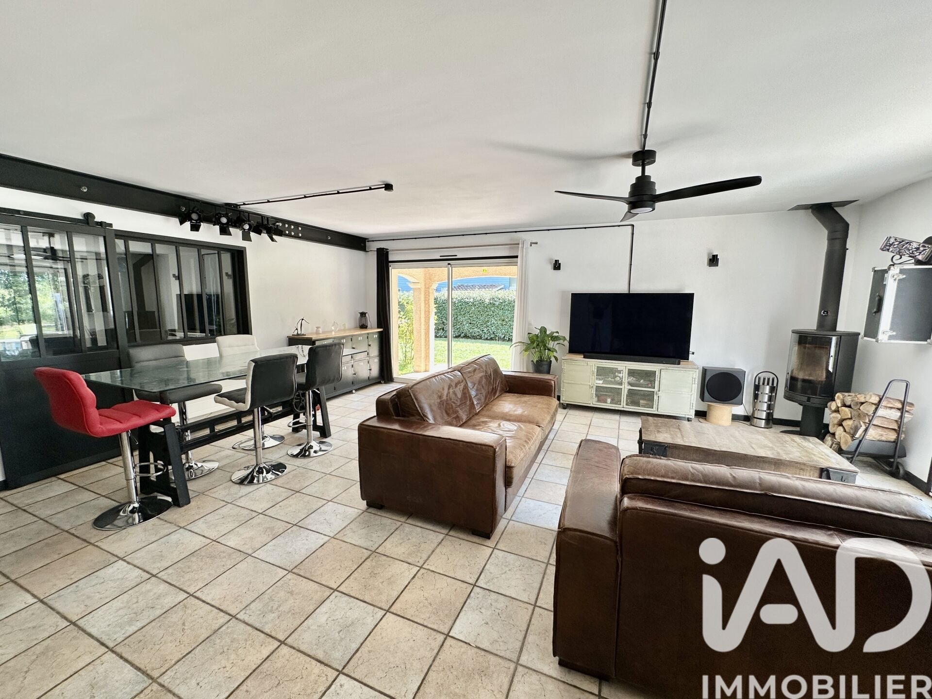 Maison à vendre, 146m², Saumos