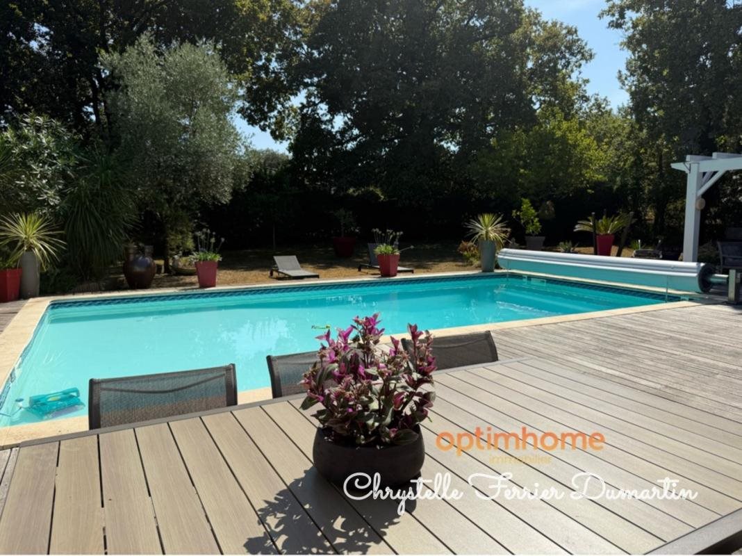 Maison à vendre, 206m², Carbon-Blanc