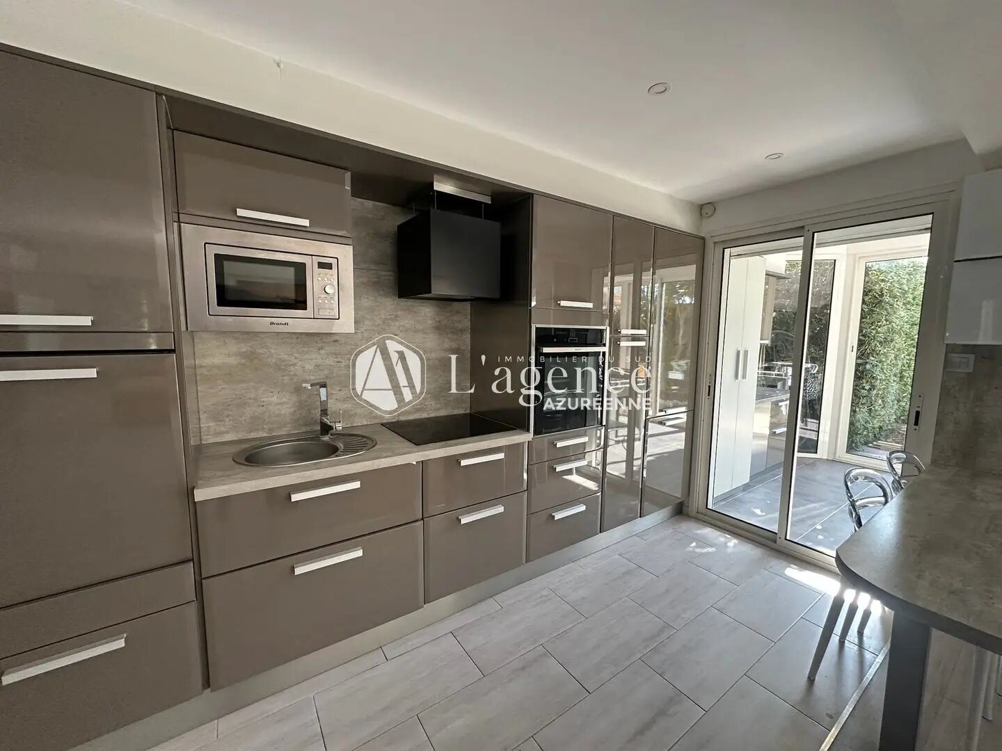Appartement à vendre, 70m², Saint-Laurent-du-Var