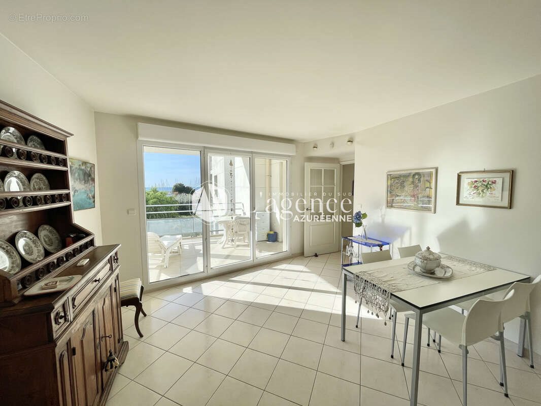 Appartement à vendre, 73m², Saint-Laurent-du-Var