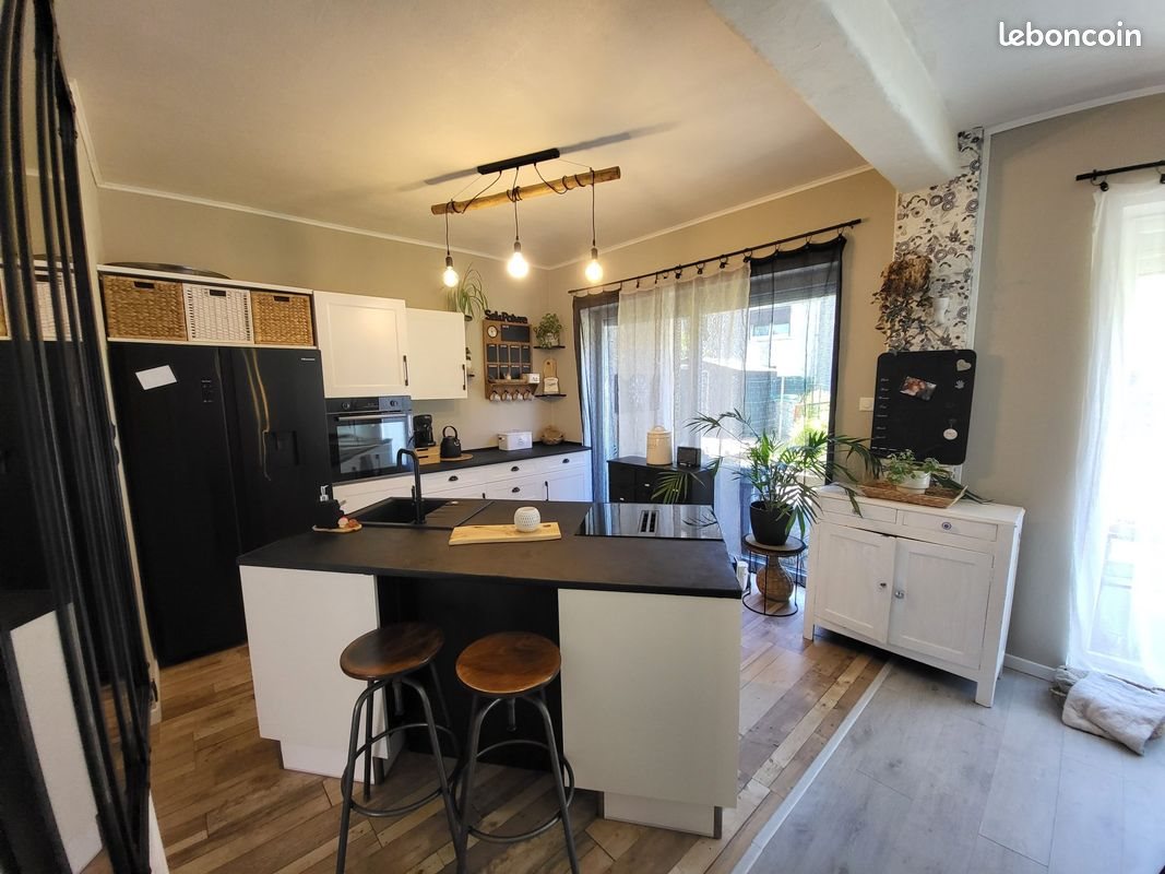 Maison à vendre, 159m², Longuyon