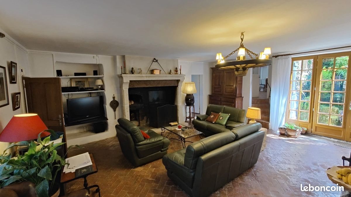 Maison à vendre, 269m², Saint-Hilliers