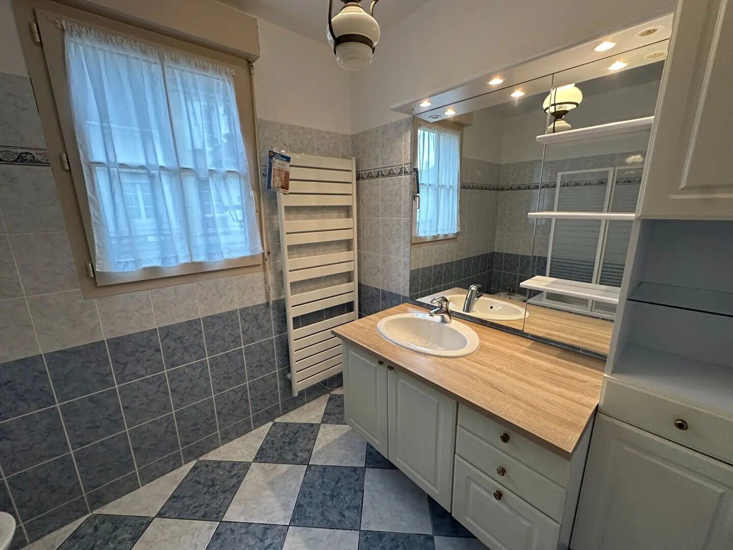 Appartement à louer, 110m², Provins