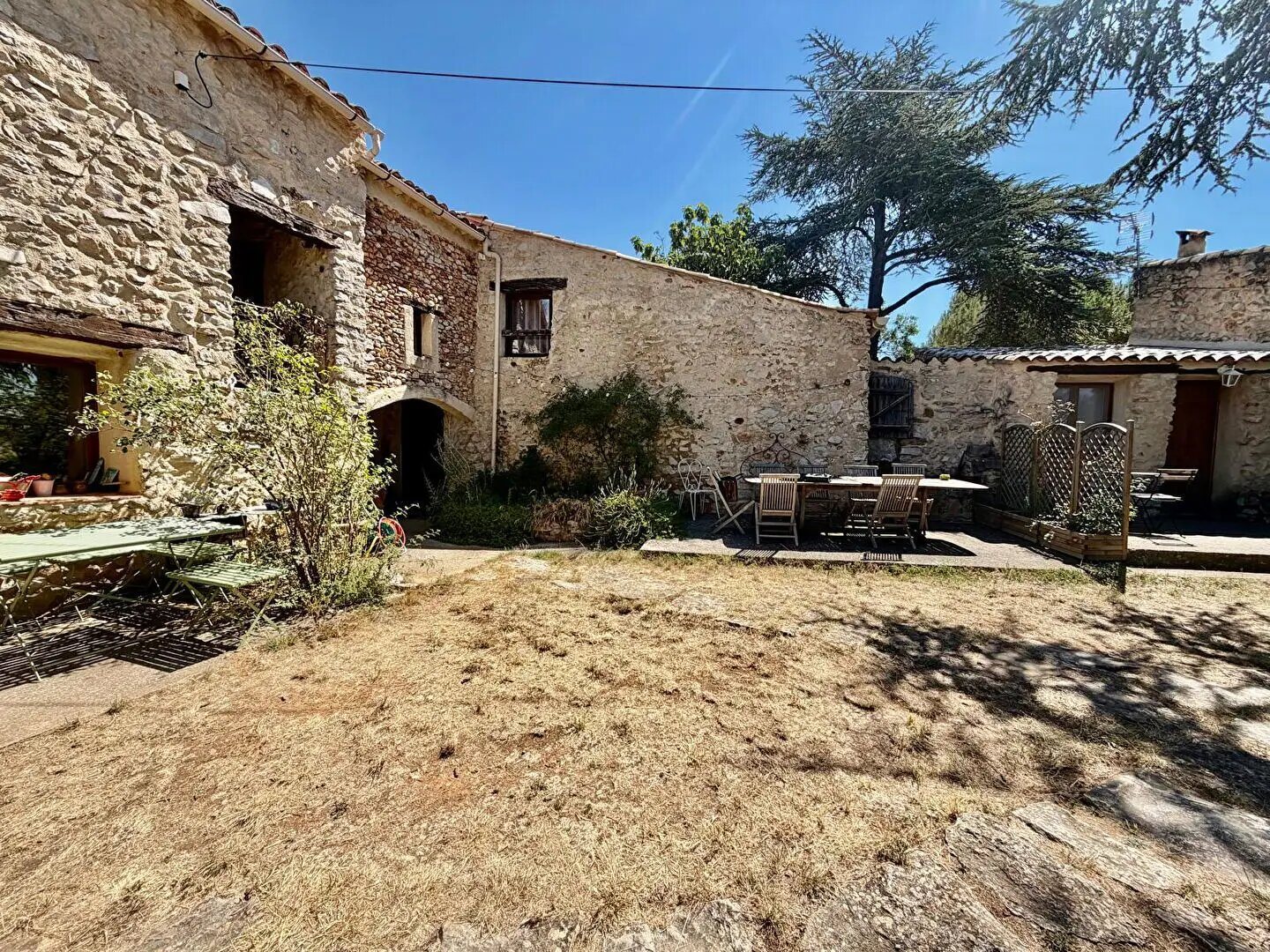 Maison à vendre, 465m², Quinson