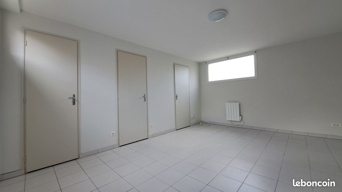 Appartement à louer, 33m², Parthenay