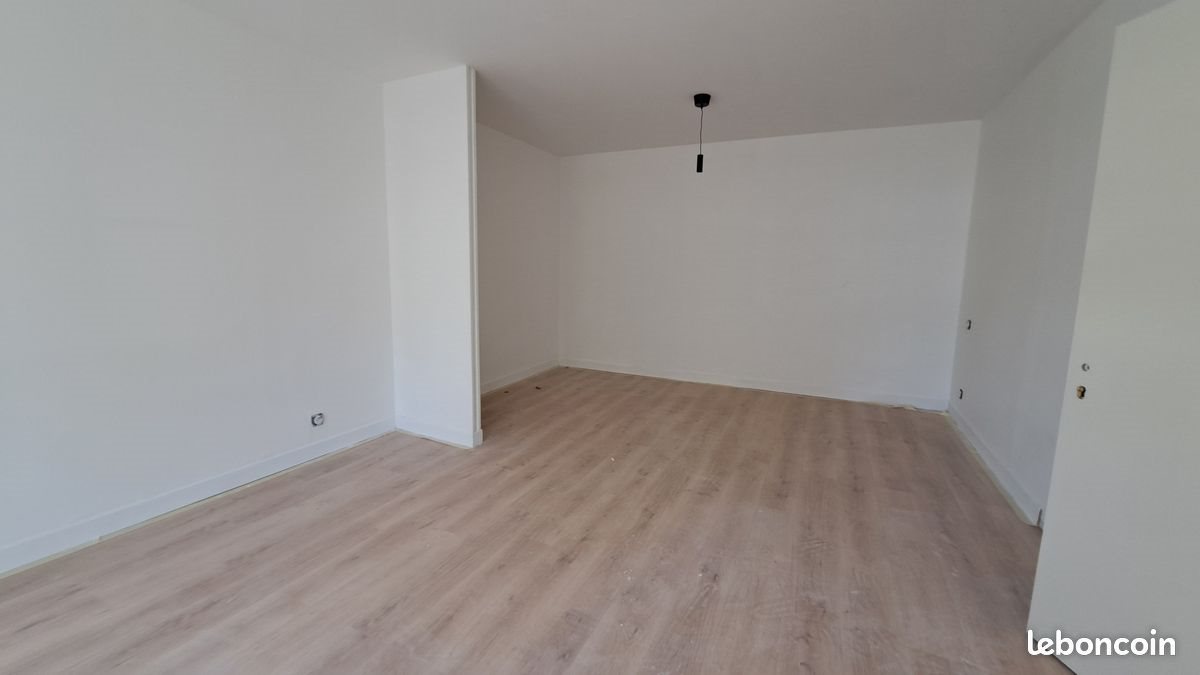 Appartement à louer, 25m², Parthenay