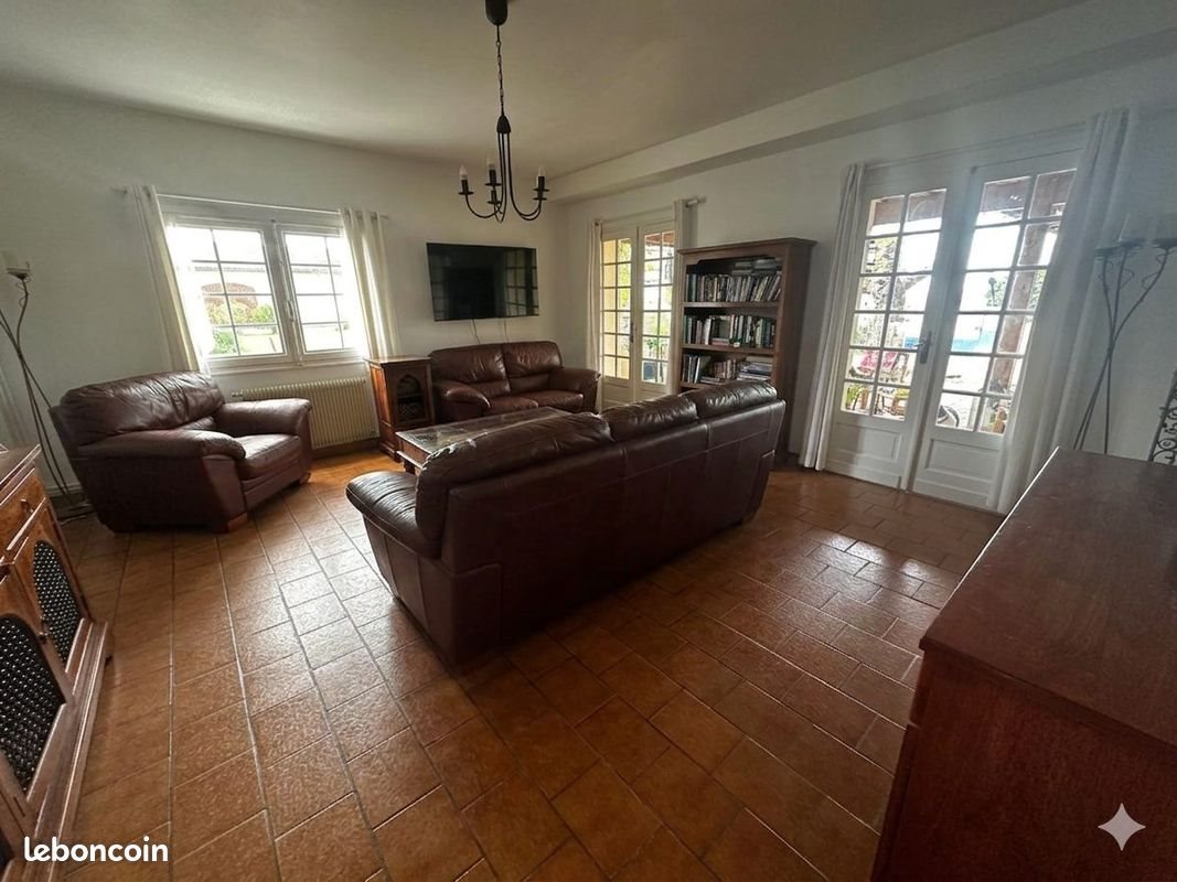 Maison à vendre, 162m², Lalande-de-Pomerol