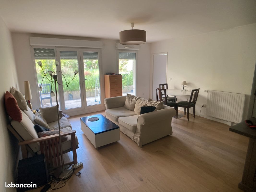 Appartement à louer, 77m², Nanterre