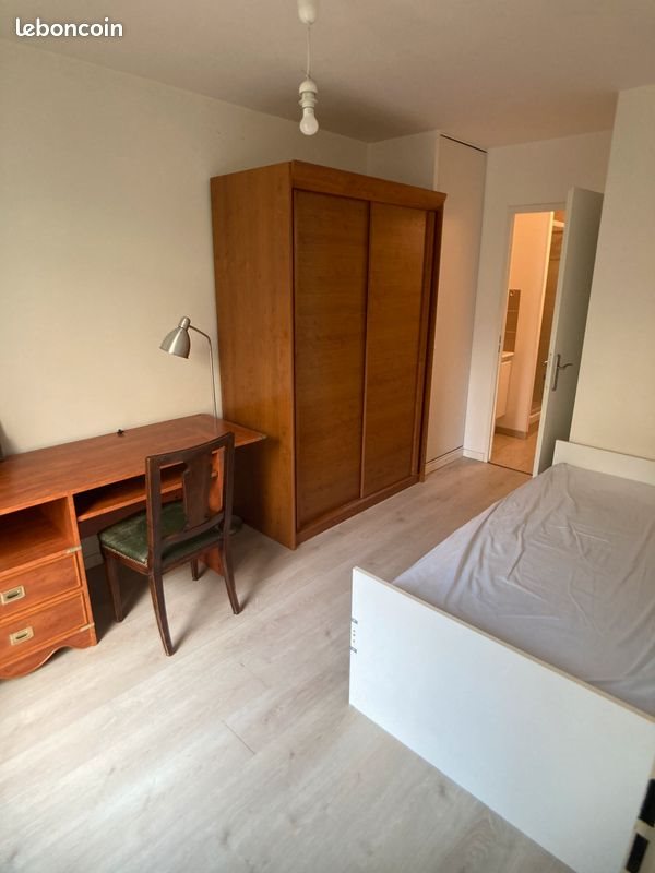 Appartement à louer, 77m², Nanterre