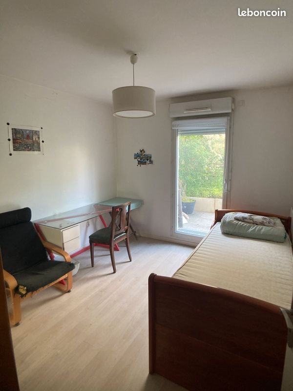 Appartement à louer, 77m², Nanterre