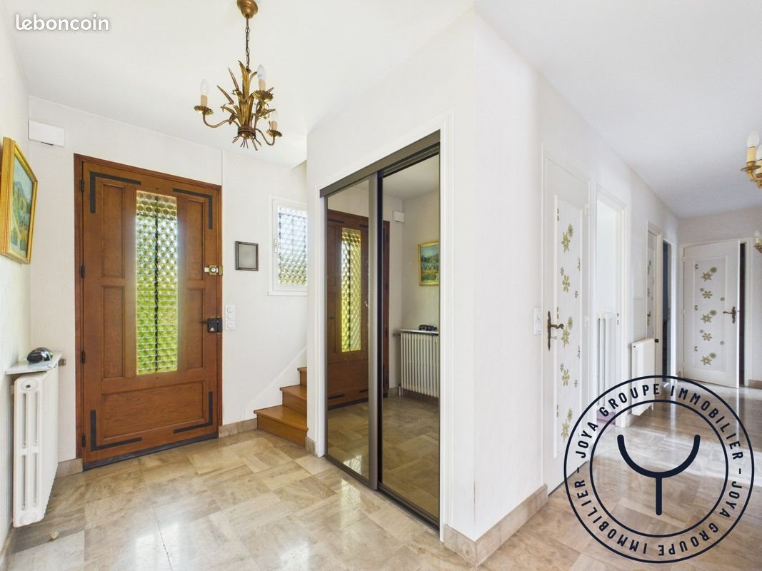 Maison à vendre, 144m², Saint-Julien-les-Villas