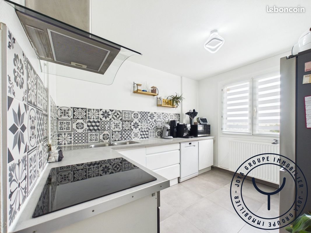 Appartement à vendre, 68m², La Chapelle-Saint-Luc