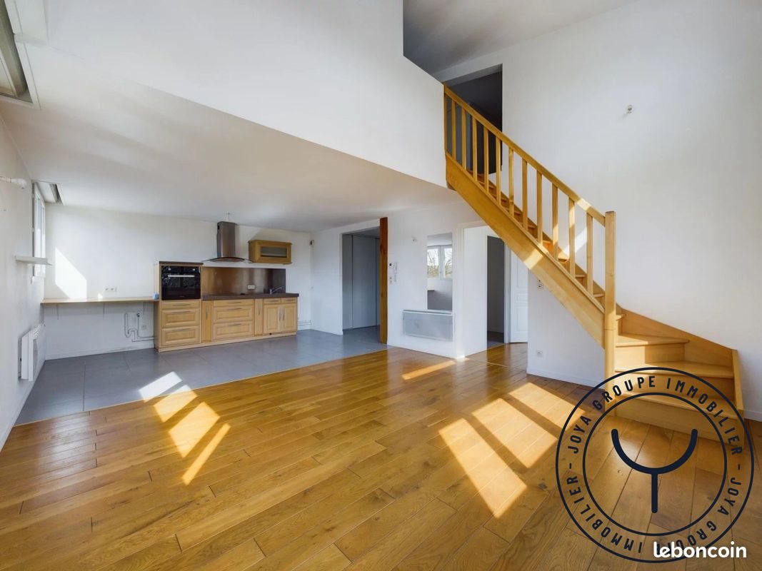Appartement à louer, 91m², Saint-Julien-les-Villas