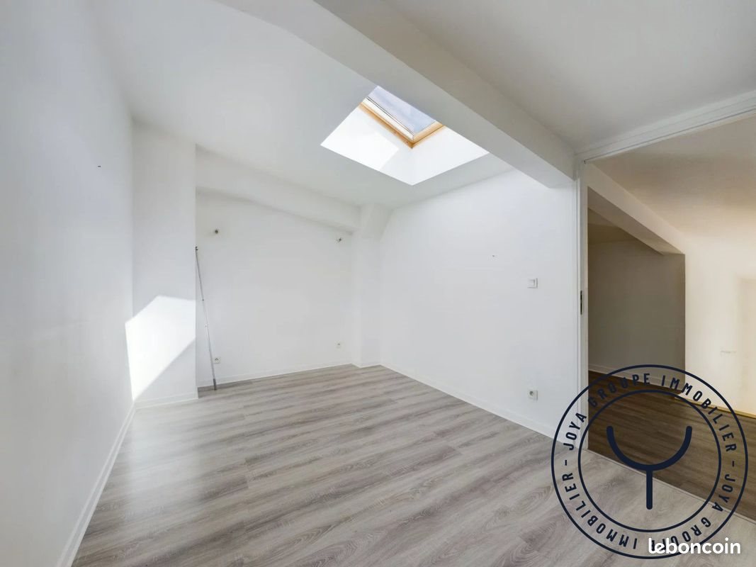 Appartement à louer, 91m², Saint-Julien-les-Villas