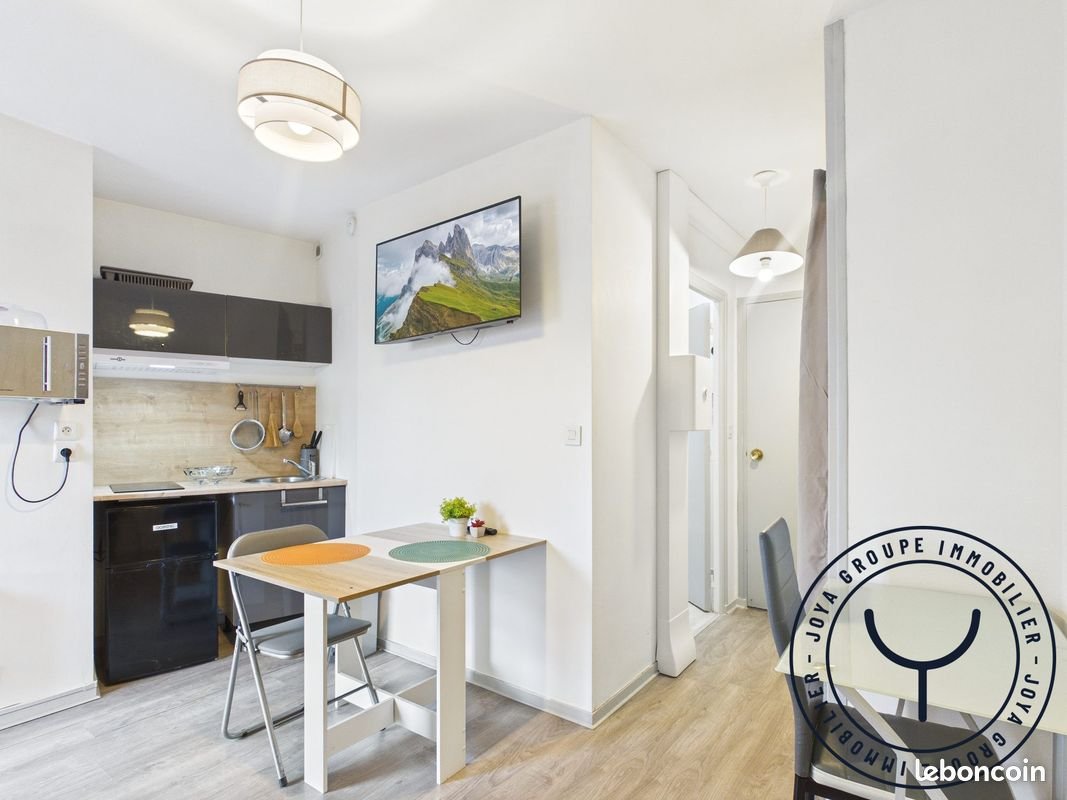 Appartement à louer, 17m², Sainte-Savine