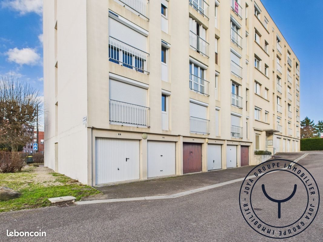 Appartement à louer, 27m², Saint-Julien-les-Villas