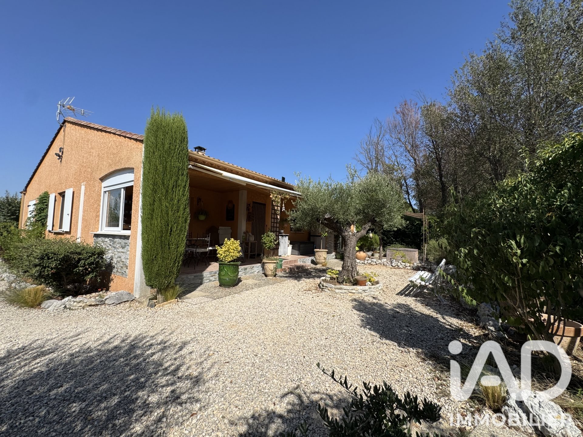 Maison à vendre, 114m², Lézan