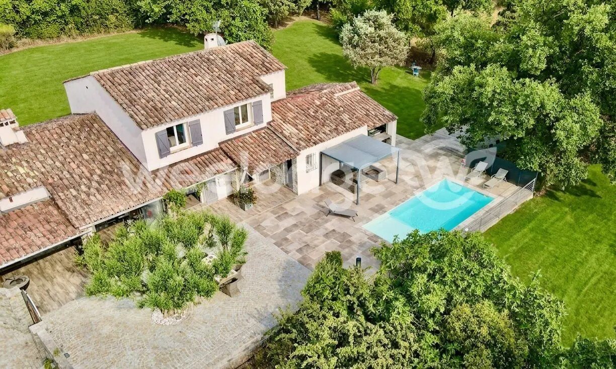 Maison à vendre, 169m², Tourrettes