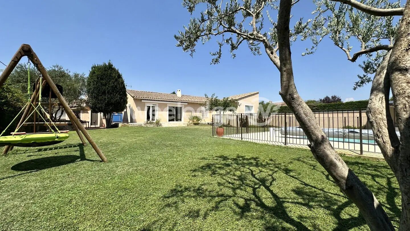 Maison à vendre, 160m², Entraigues-sur-la-Sorgue