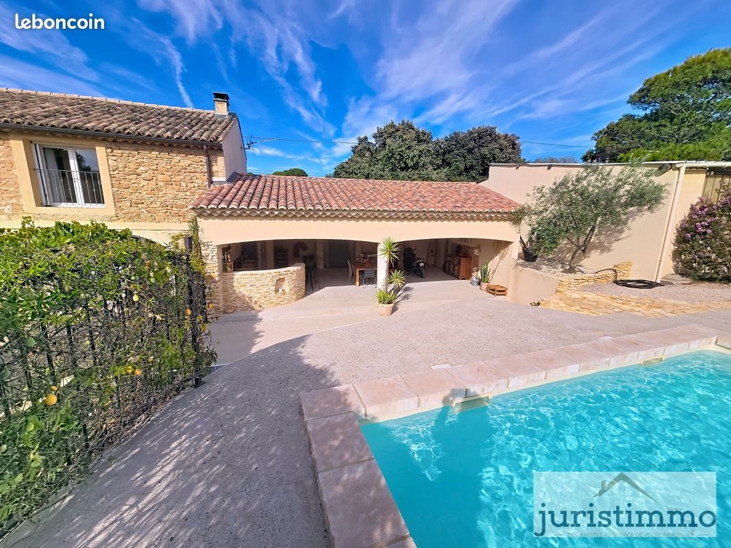 Maison à vendre, 270m², Uchaux