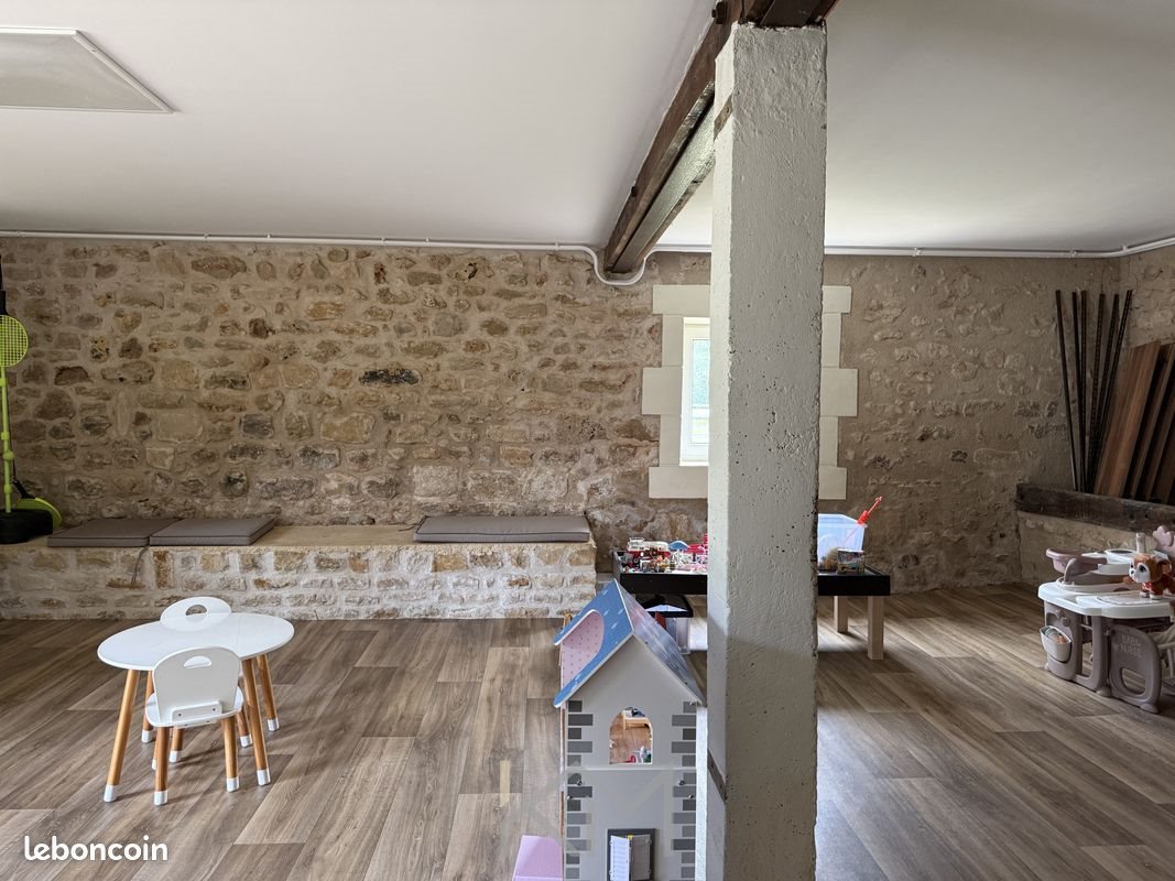 Maison à vendre, 237m², Iteuil
