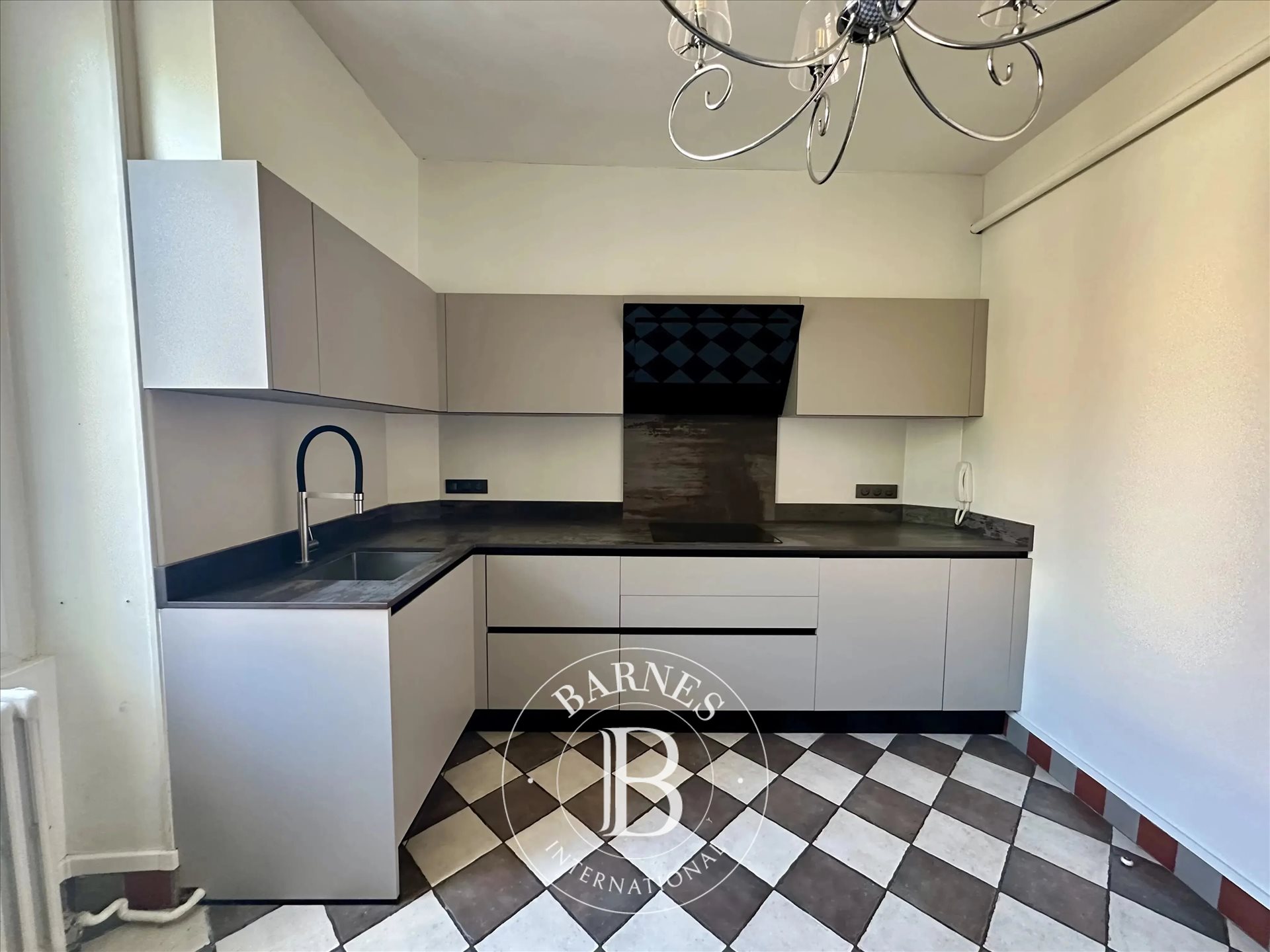 Maison à vendre, 190m², La Chapelle-Saint-Mesmin