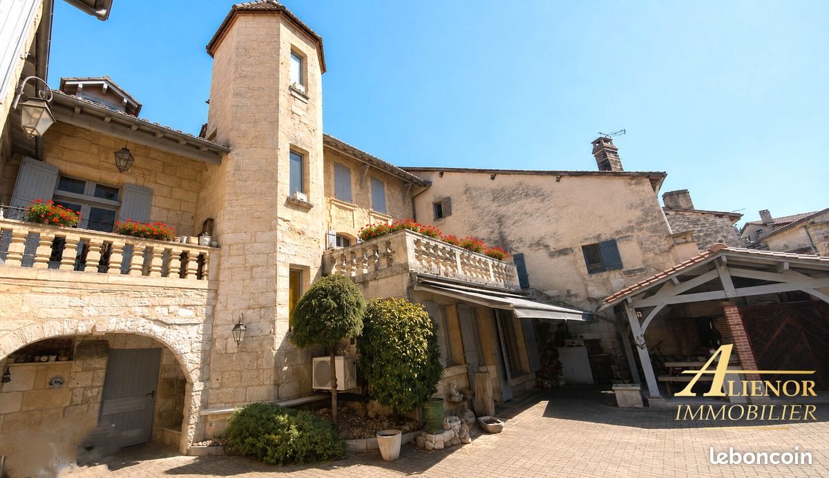 Maison à vendre, 360m², Brantôme en Périgord