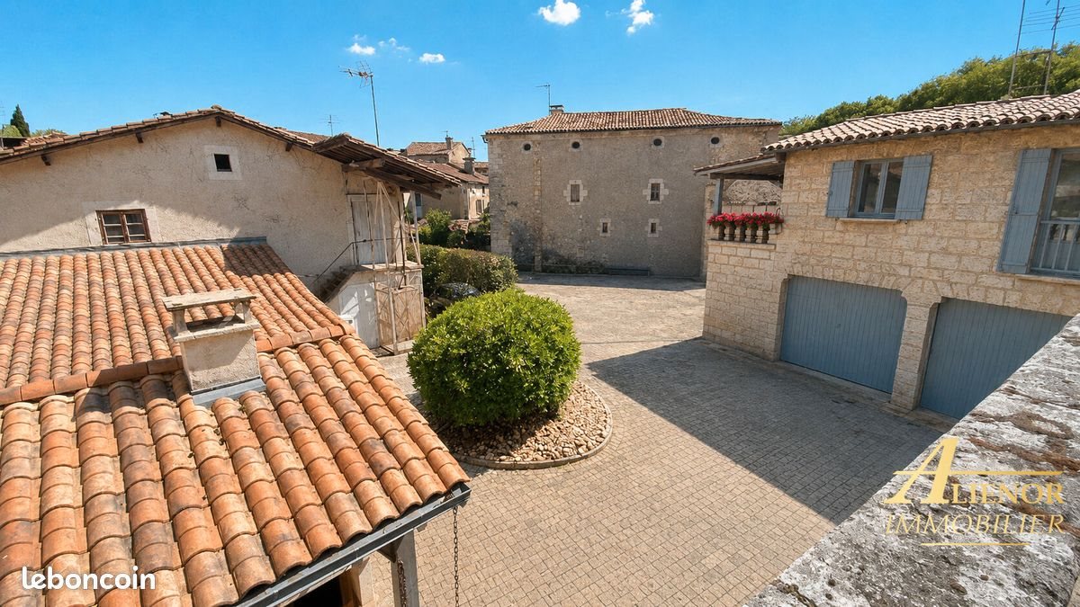 Maison à vendre, 360m², Brantôme en Périgord