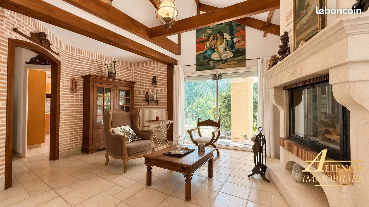 Maison à vendre, 166m², Saint-Pierre-de-Chignac