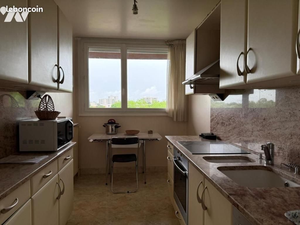 Appartement à vendre, 68m², Elancourt
