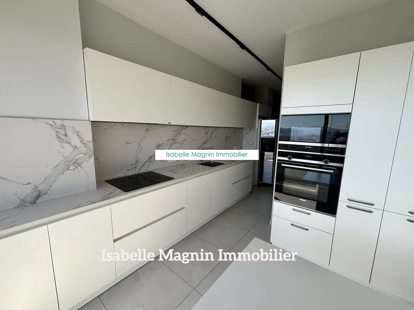 Appartement à louer, 142m², Marseille 8ème