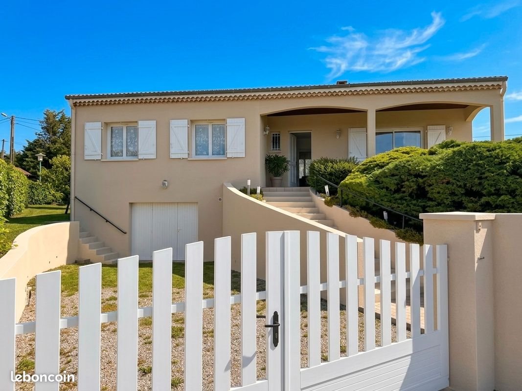 Maison à vendre, 102m², Sécheras