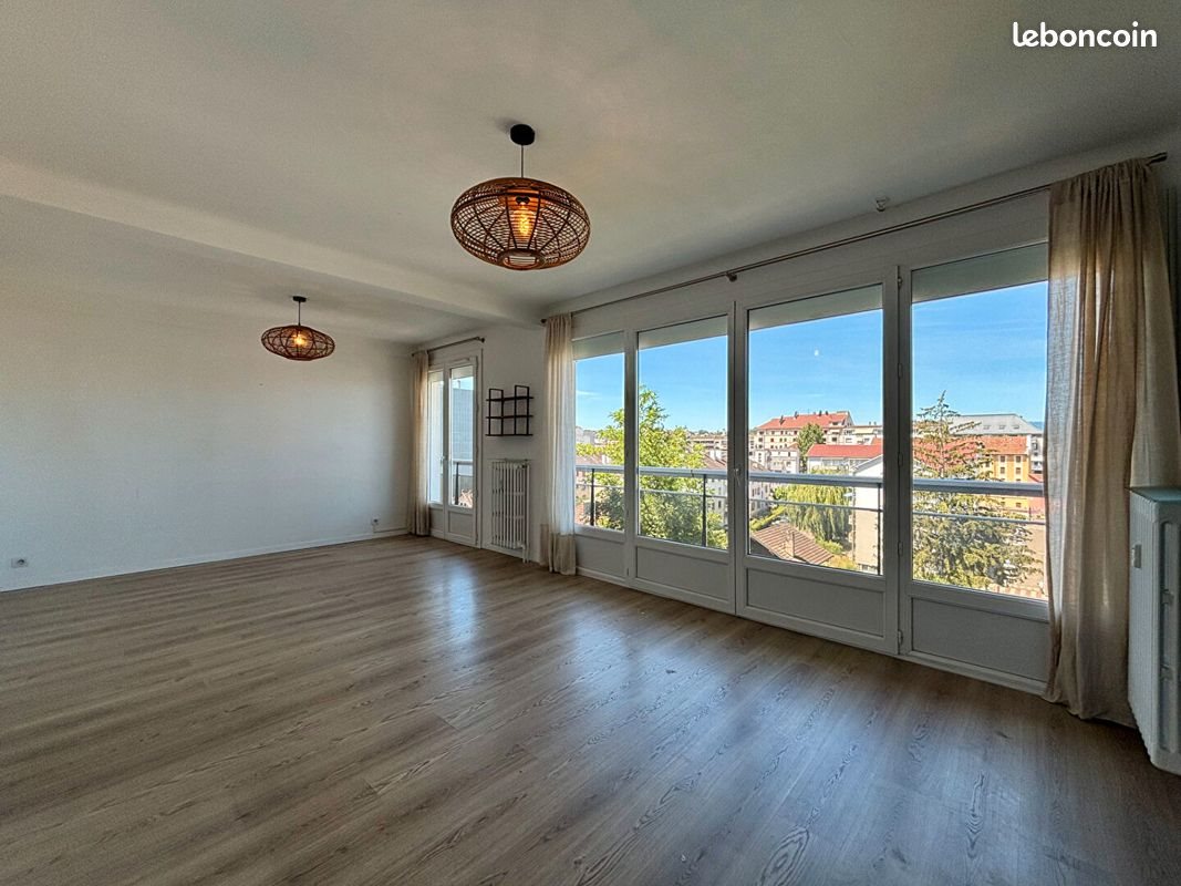 Appartement à louer, 72m², Annecy