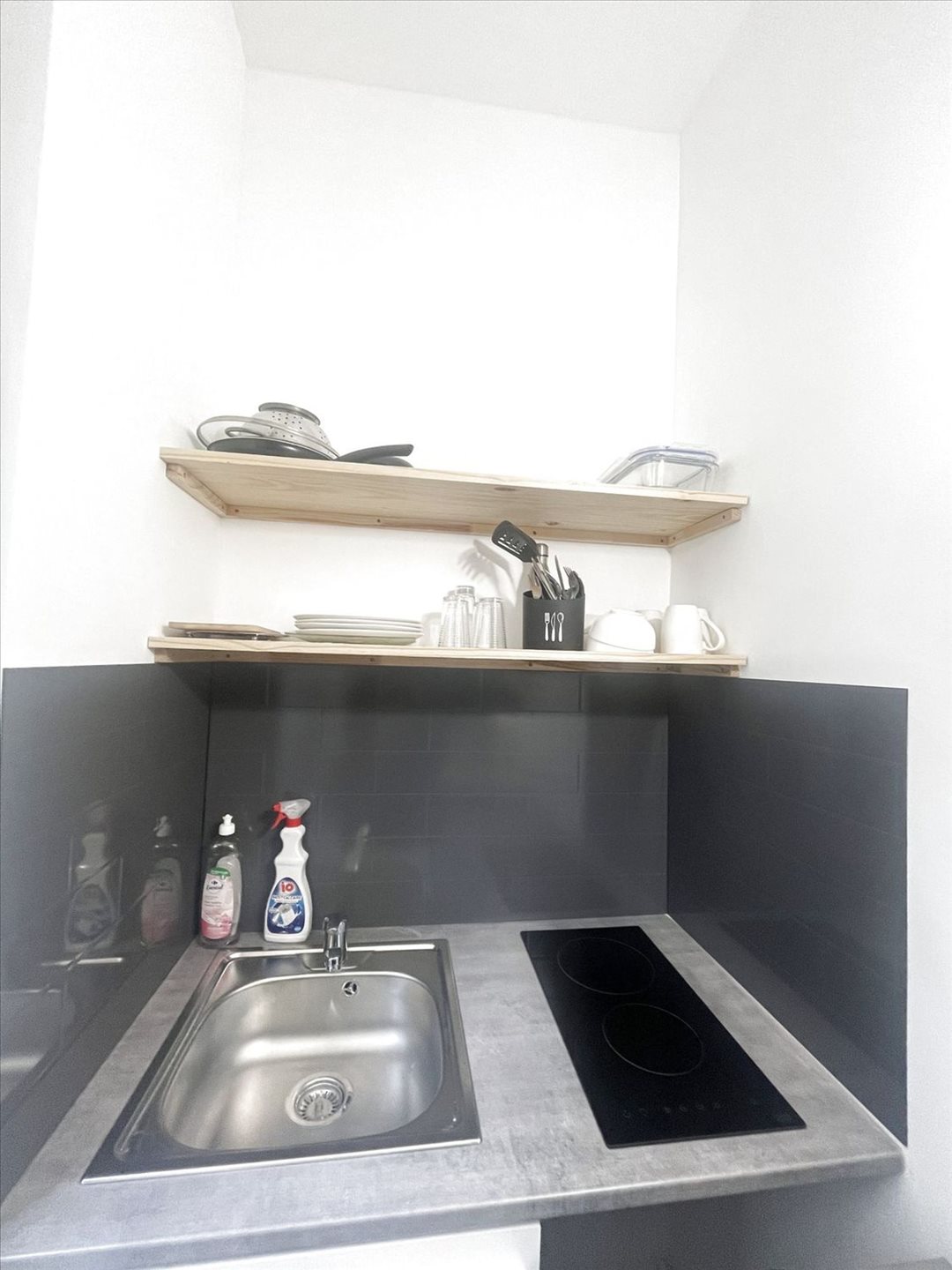 Appartement à louer, 17m², Nîmes