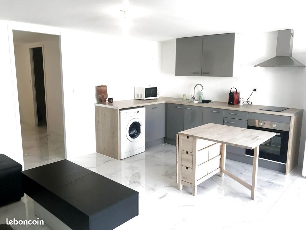 Appartement à louer, 40m², Nîmes