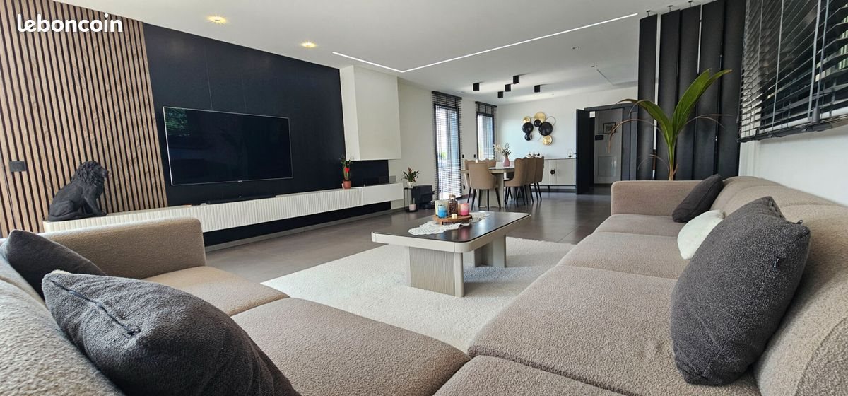 Maison à vendre, 250m², Sciez