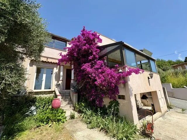 Maison à vendre, 150m², Grasse
