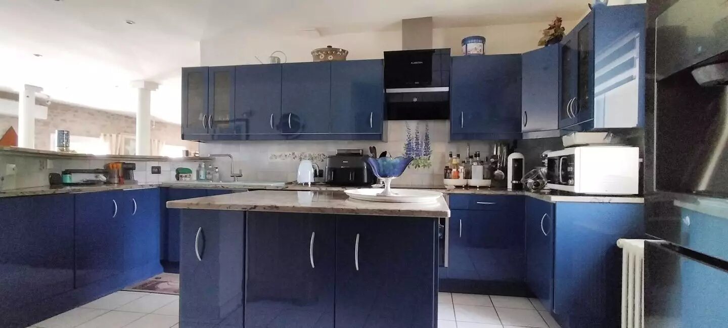 Maison à vendre, 220m², Sermaises