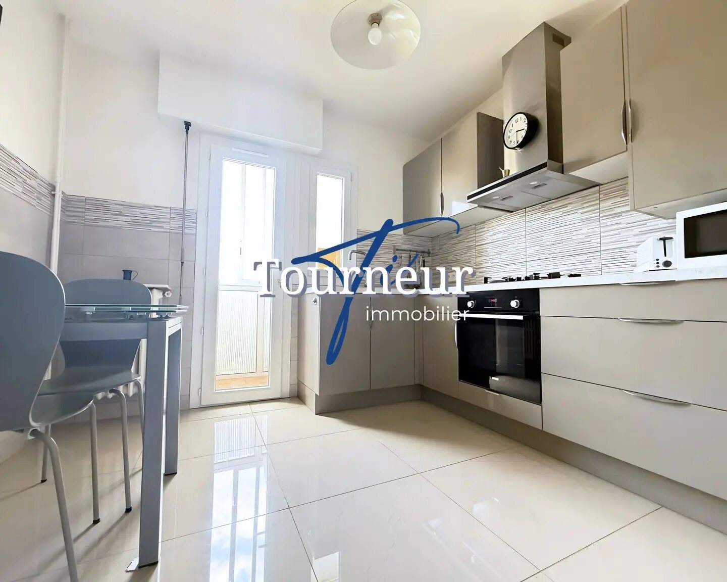 Appartement à vendre, 77m², Sanary-sur-Mer