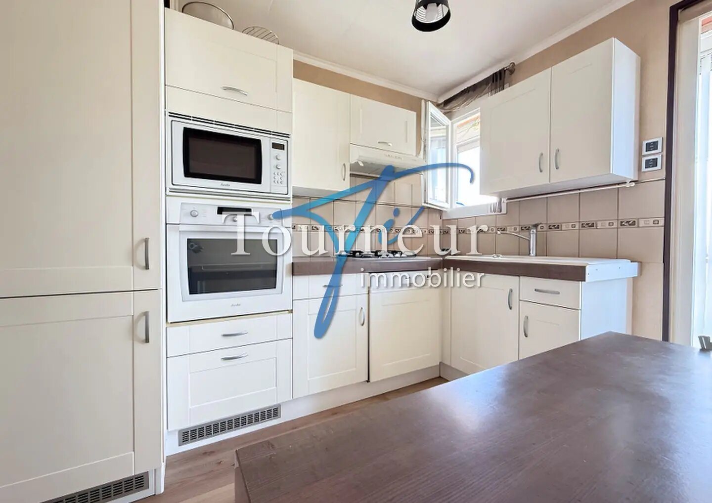 Appartement à vendre, 66m², Sanary-sur-Mer