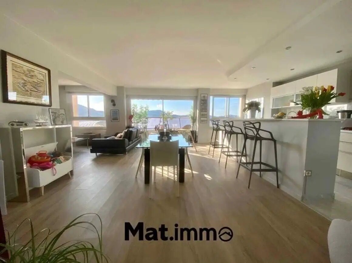 Appartement à vendre, 93m², Marseille 8ème
