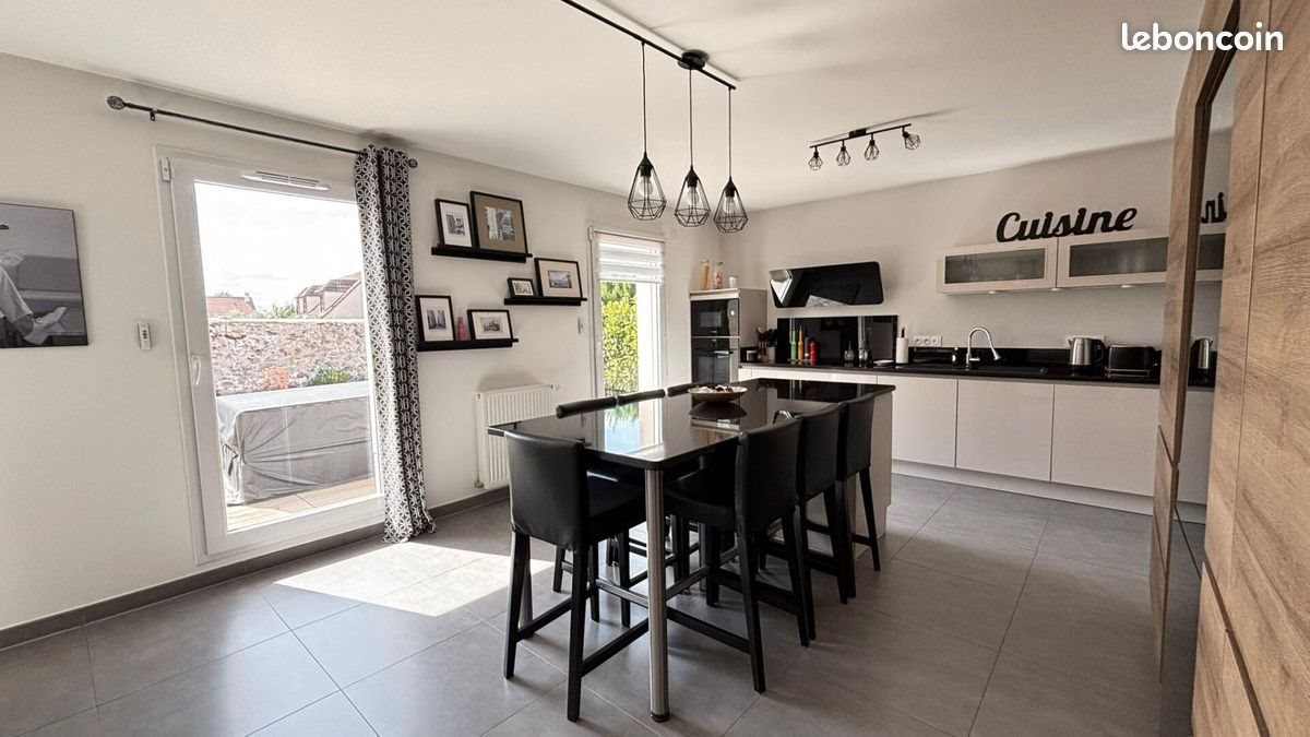 Maison à vendre, 120m², Villeron
