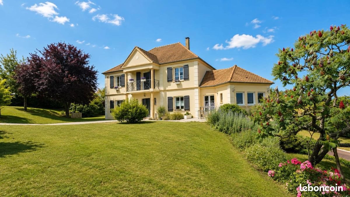 Maison à vendre, 214m², Luzarches