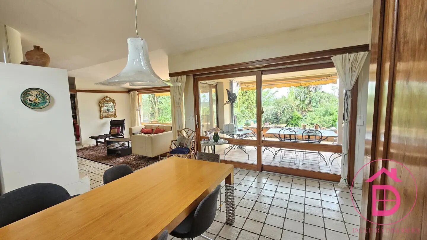 Maison à vendre, 161m², Buros