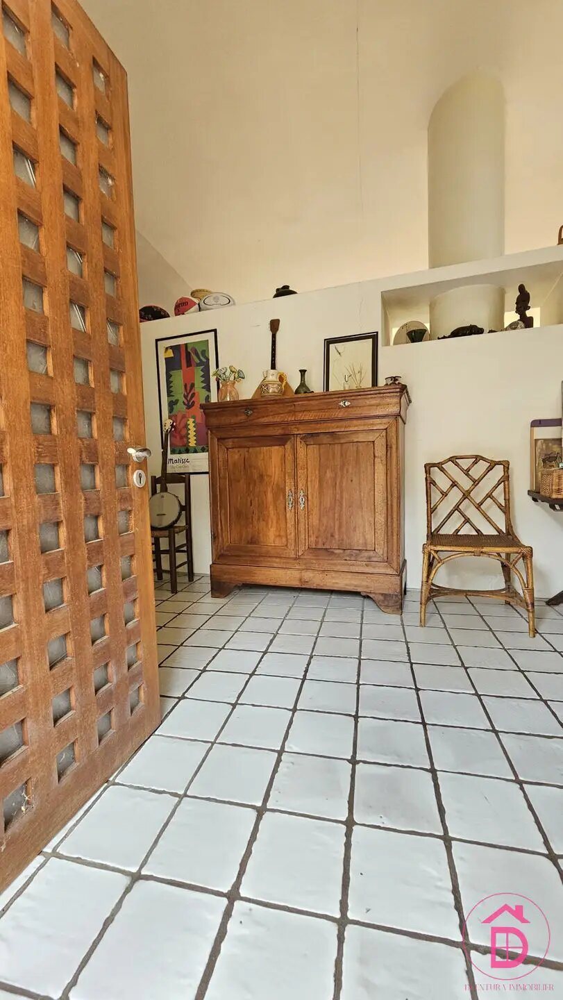 Maison à vendre, 161m², Buros