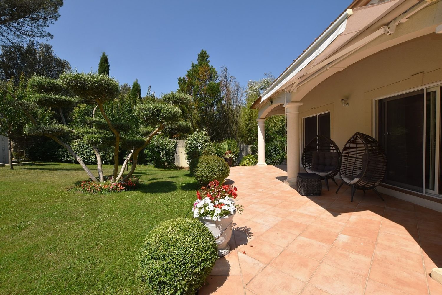 Maison à vendre, 247m², Nîmes