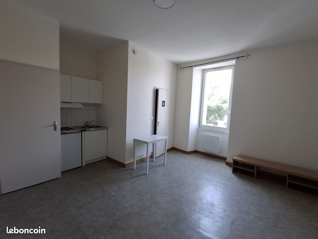 Appartement à louer, 24m², Bressuire